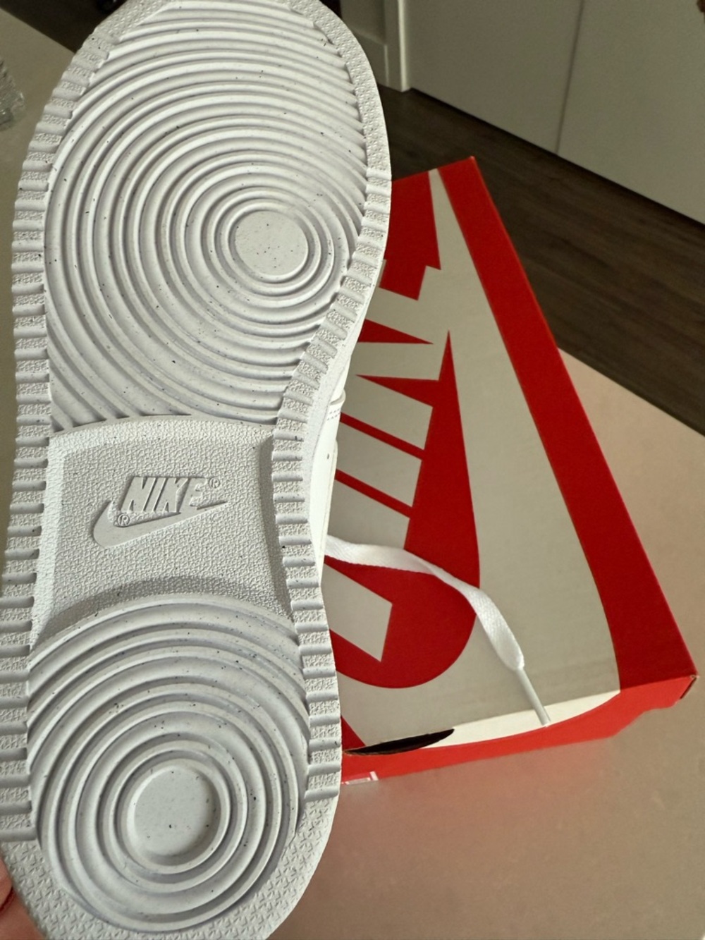 Nike Court Vision White Low-Top Sneakers - Picture 6 of 7
